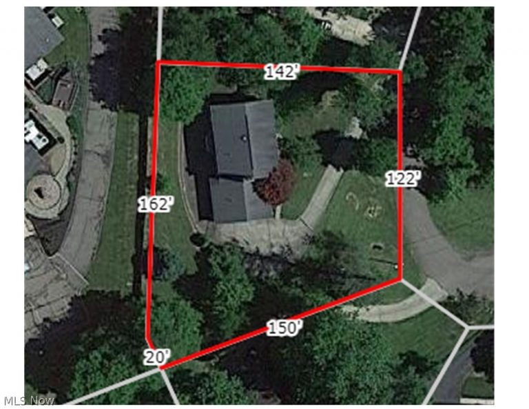 12 Wildwood Road, St Clairsville, OH - Photo 2