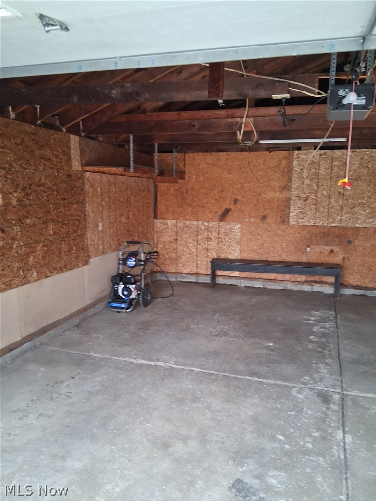 944 Donald Avenue, Akron, OH - Photo 8