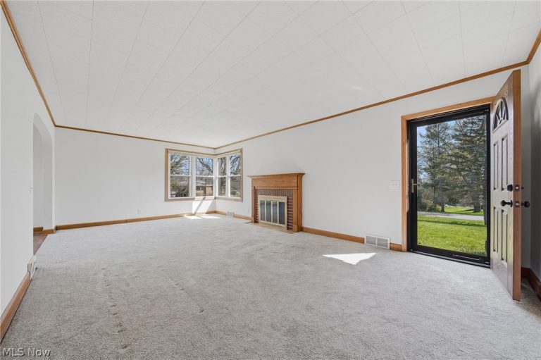 4717 Grandview Avenue, Canton, OH - Photo 2