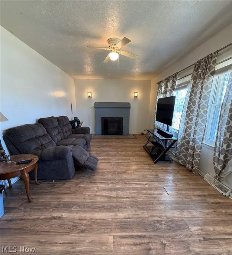 232 Parkland Boulevard, Vermilion, OH - Photo 5