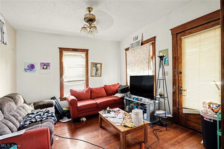 2204 Harmon Avenue, Niles, OH - Photo 4