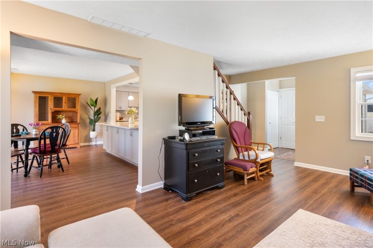 7161 Windmill Lane, Mentor, OH - Photo 6