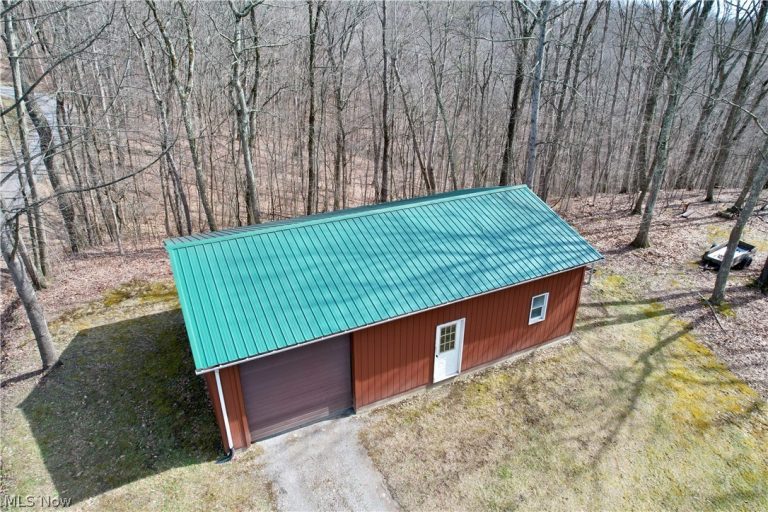 2309 Township Road 281, Bergholz, OH - Photo 5