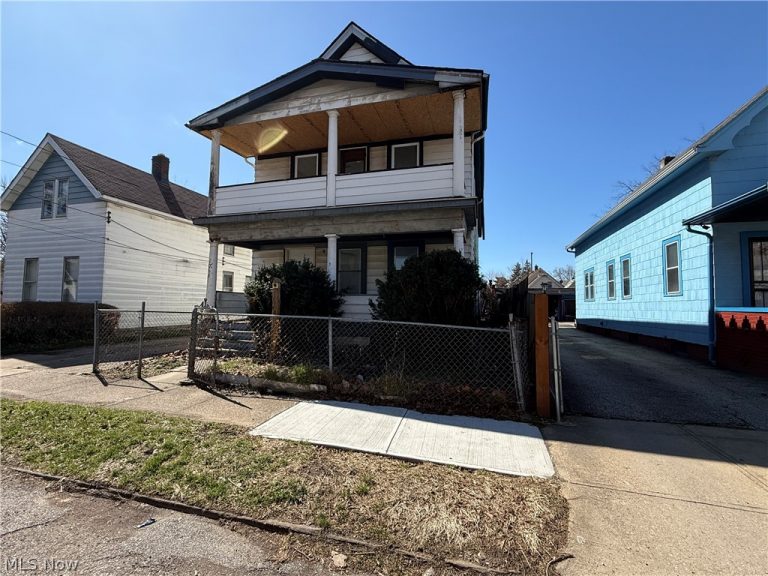 1068 68th Street, Cleveland, OH - Photo 2