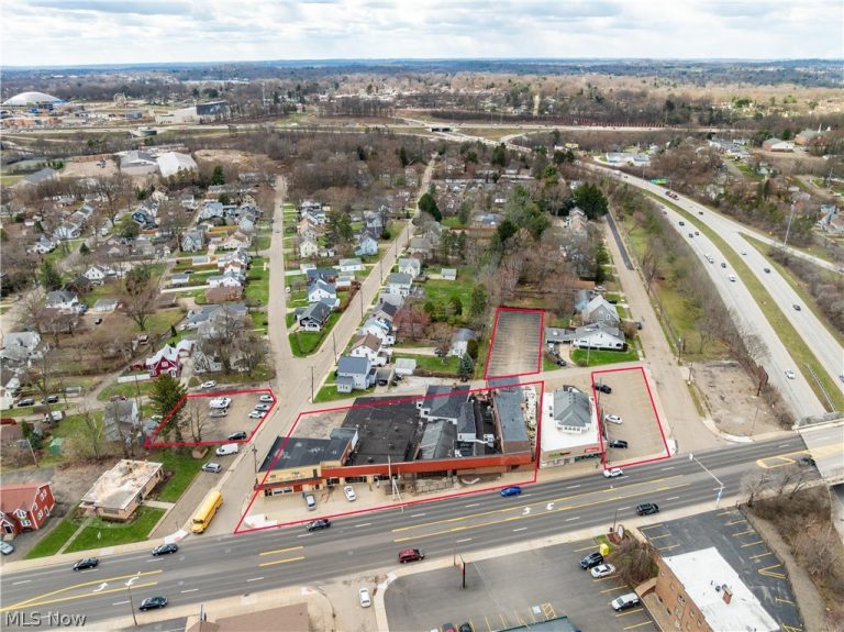 2729 Cleveland Avenue, Canton, OH - Photo 6