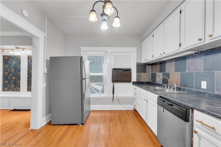 1289 115 Street, Cleveland, OH - Photo 5