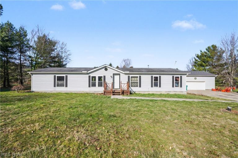 2122 Pricetown Road, Diamond, OH, 44412