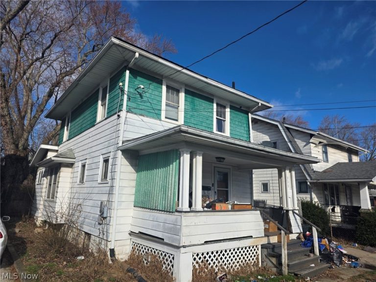 958 Inman Street, Akron, OH - Photo 2