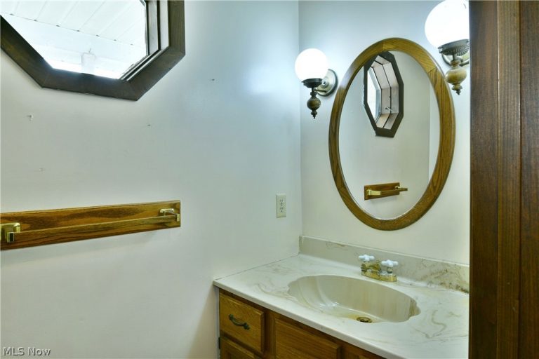 5321 Sodom Hutchings Road, Farmdale, OH - Photo 6
