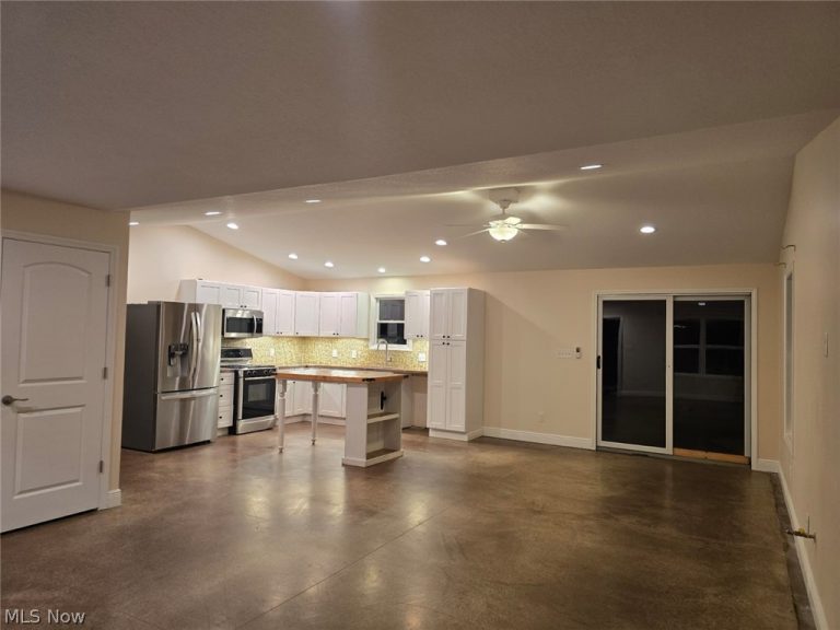 5799 Park Avenue, Warren, OH - Photo 2