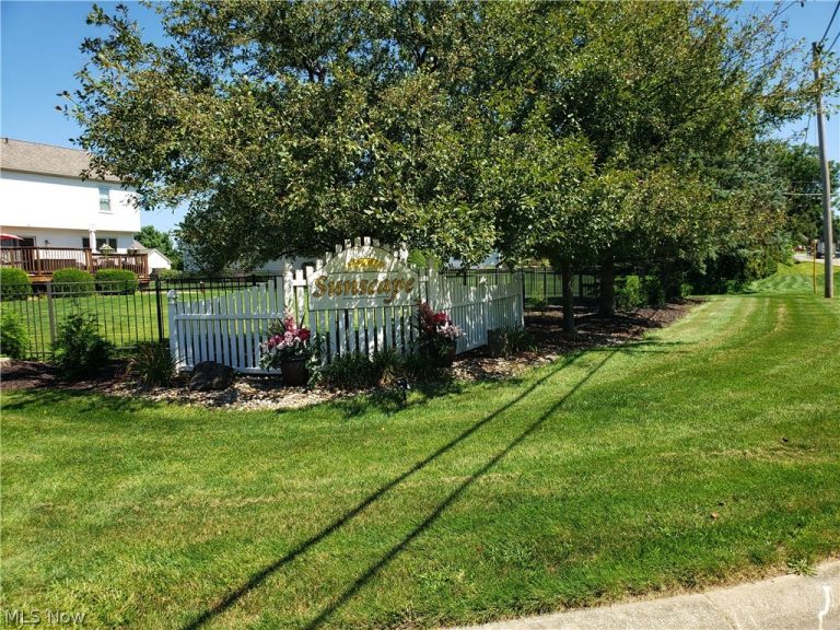 5509 Shadow Field Circle, Louisville, OH - Photo 5