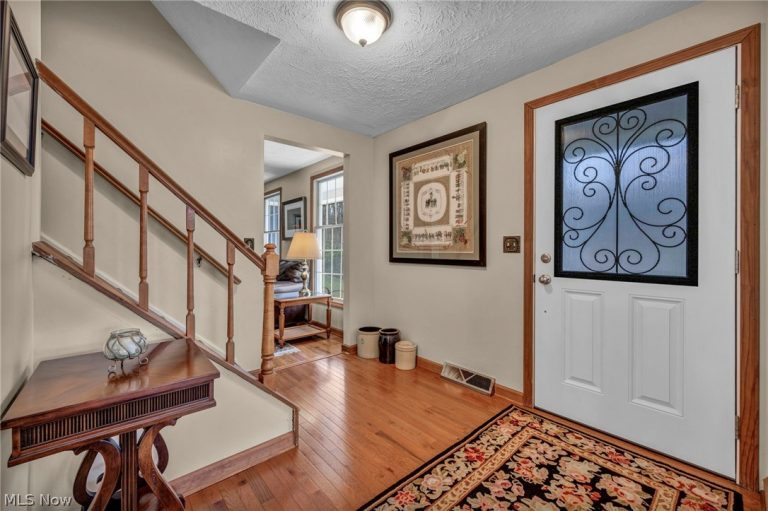 13160 Stoney Springs Drive, Chardon, OH - Photo 6