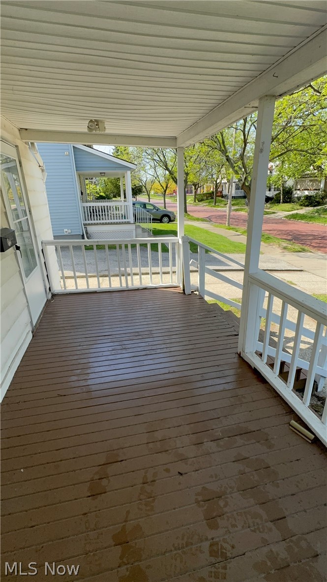 1075 177th Street, Cleveland, OH - Photo 4