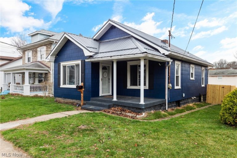 3633 State Street, Weirton, WV - Photo 2