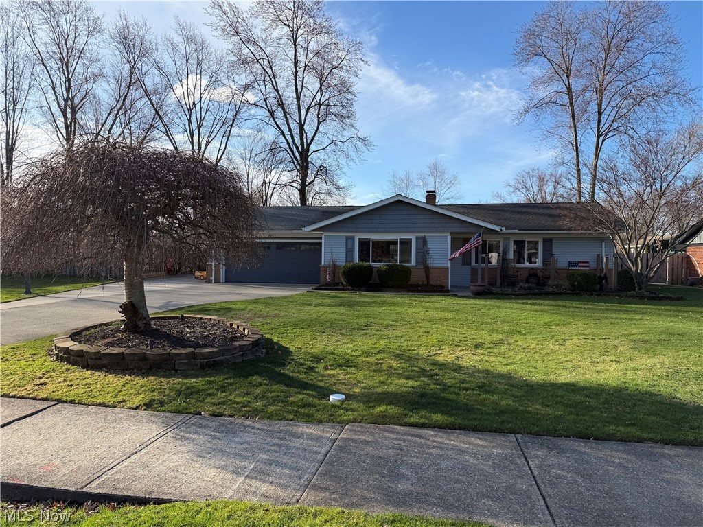 28575 Holly Drive, North Olmsted, OH