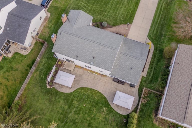 2024 Burlington Road, Akron, OH - Photo 3