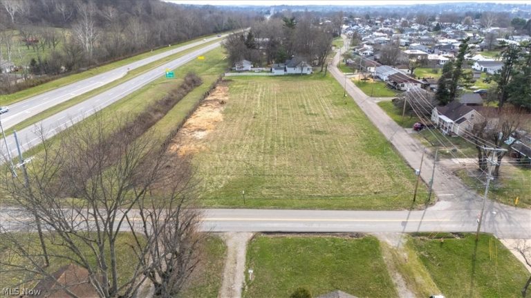 Braun Road (South Side), Belpre, OH, 45714