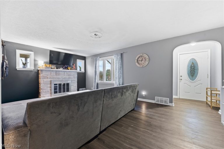 3363 Shepler Church Avenue, Canton, OH - Photo 5