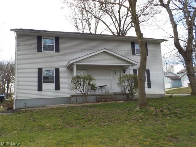 942-954 & 832 – 834 Tallamadge Rd & Loomis Ave, Cuyahoga Falls, OH - Photo 2