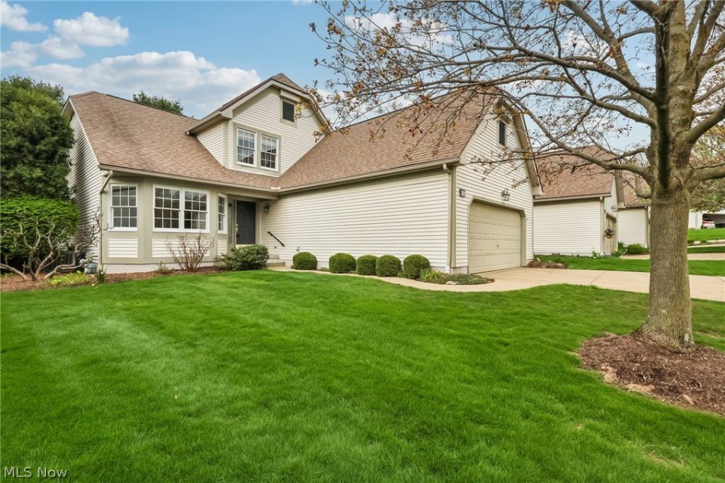 616 Sally Circle, Wadsworth, OH