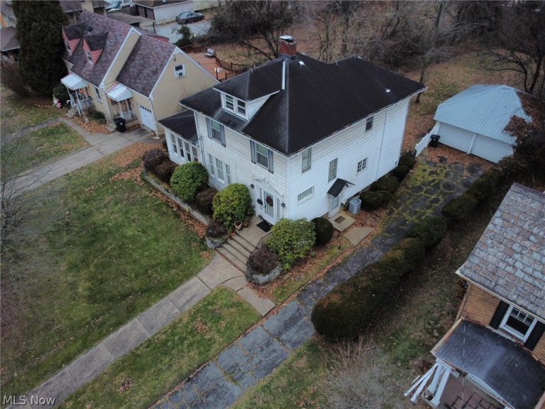 717 Woodlawn Road, Steubenville, OH - Photo 4