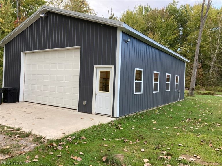 10396 Dewhurst Road, Elyria, OH - Photo 4