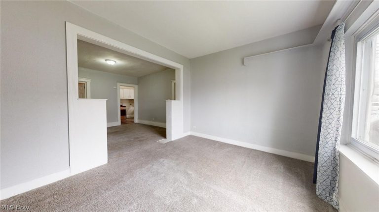 3332 Walton Avenue, Cleveland, OH - Photo 5