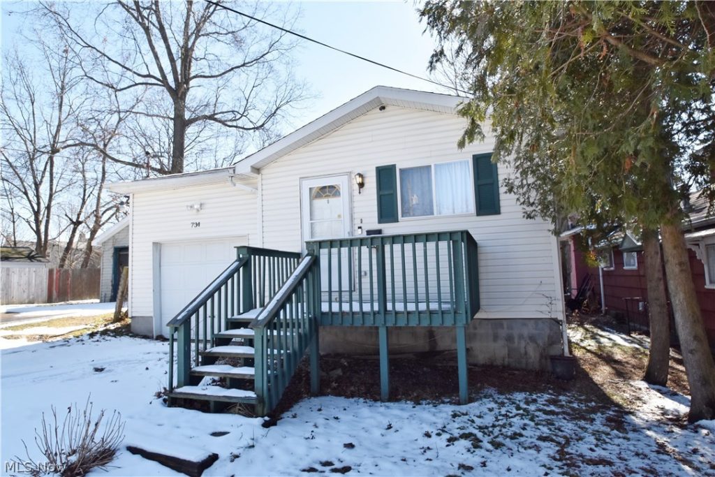 734 Corice Street, Akron, OH