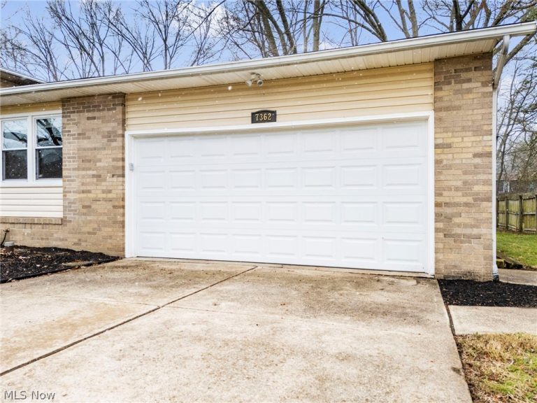 7362 Rob Street, Massillon, OH - Photo 4