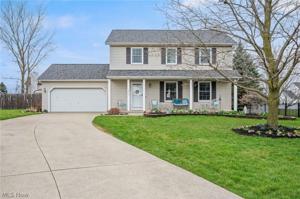 5235 Silver Maple Lane, Medina, OH