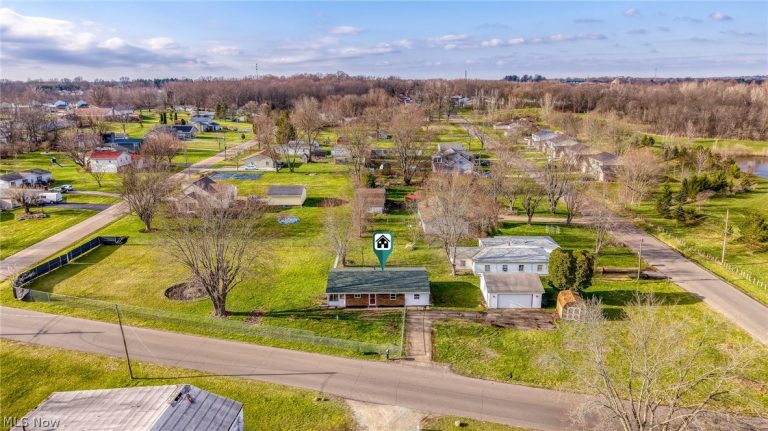 4321 30th Street, Canton, OH - Photo 3