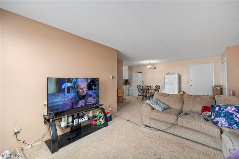 1315 Lake Wilmer Drive #109, Sandusky, OH - Photo 6