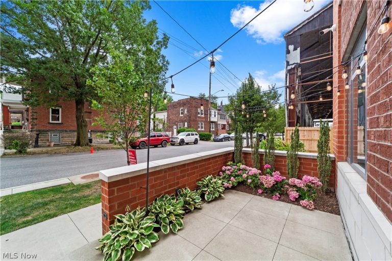 2044 Random Road #101, Cleveland, OH - Photo 3