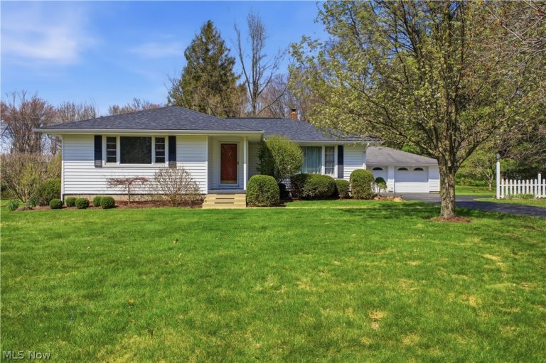 9231 King Graves Road, Warren, OH - Photo 2