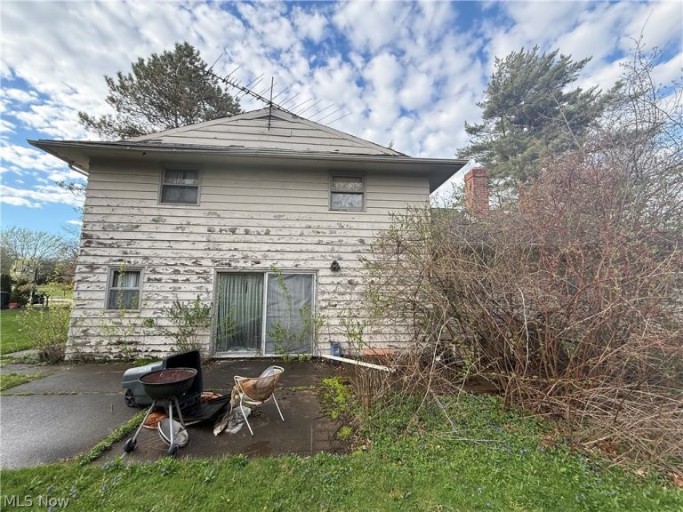 25478 Maidstone Lane, Beachwood, OH - Photo 3