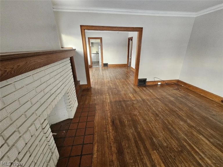 414 146th Street #1, Cleveland, OH - Photo 3