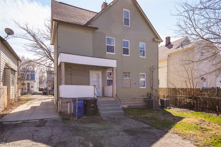 6606 Fir Avenue, Cleveland, OH - Photo 3