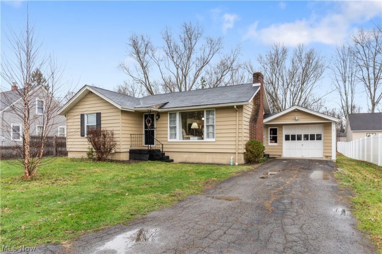 3701 Shields Road, Canfield, OH, 44406