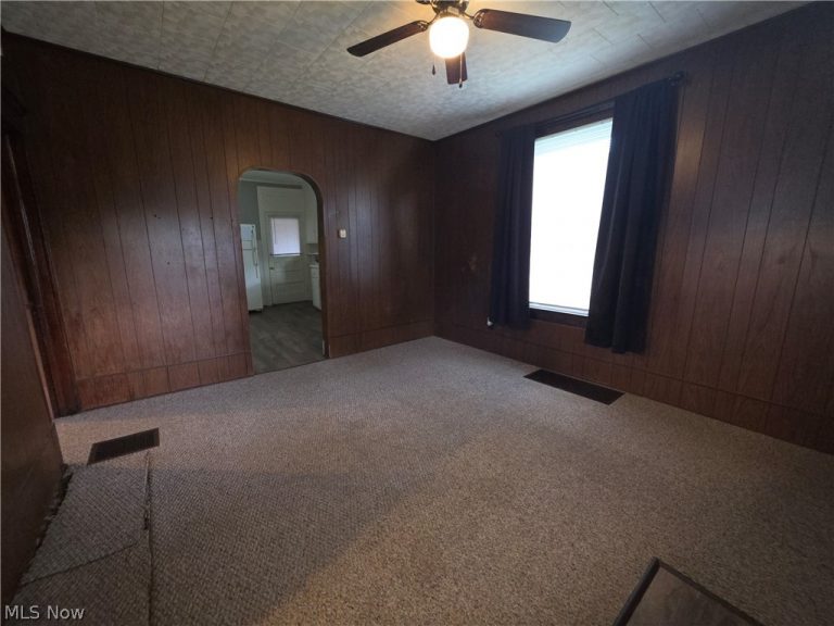 623 9th Street, Cambridge, OH - Photo 8