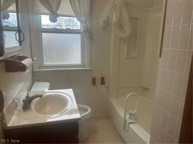 16014 Turney, Maple Heights, OH - Photo 3