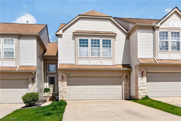 1557 Yorkshire Drive, Broadview Heights, OH, 44147