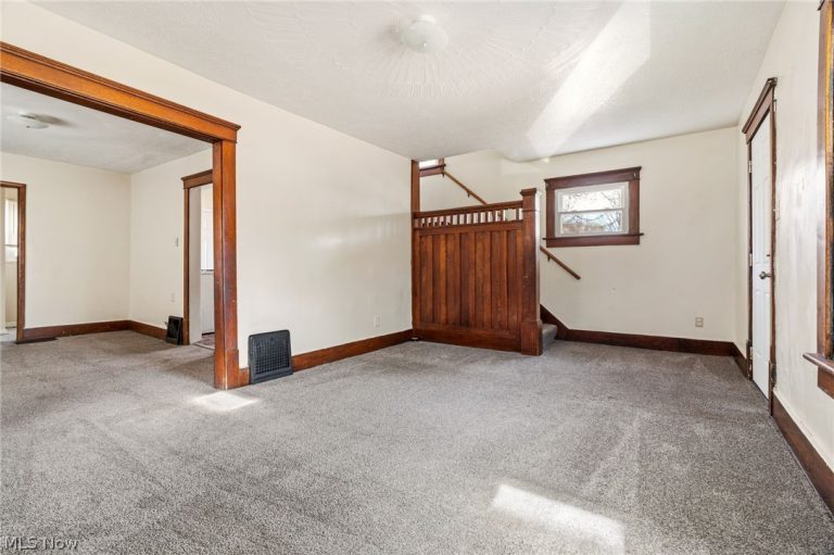 488 Alexander Street, Akron, OH - Photo 6