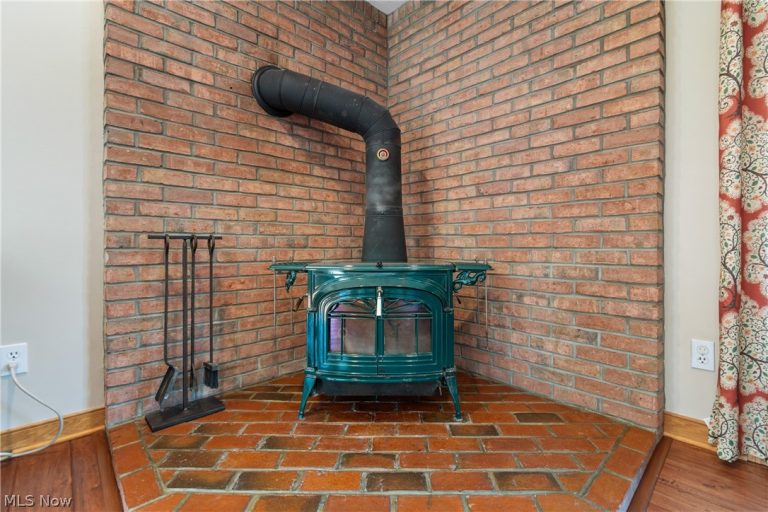 10075 Waterford Trail, Chagrin Falls, OH - Photo 6