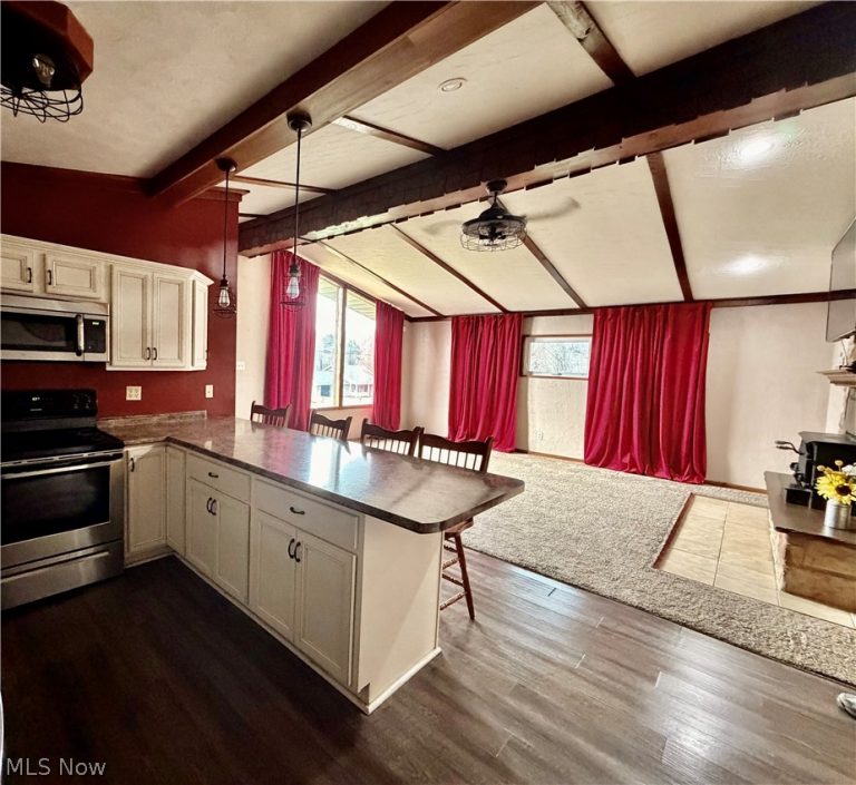 138 Lawnview Drive, New Cumberland, WV - Photo 3