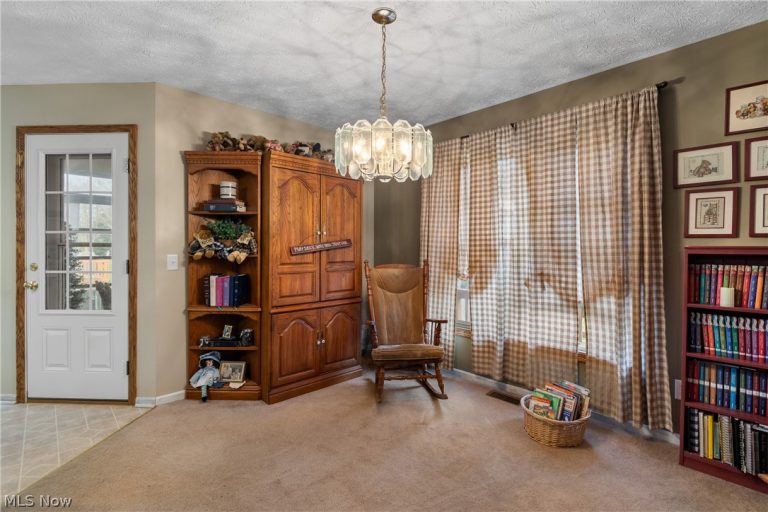 2187 Old Elm Street, Canton, OH - Photo 5