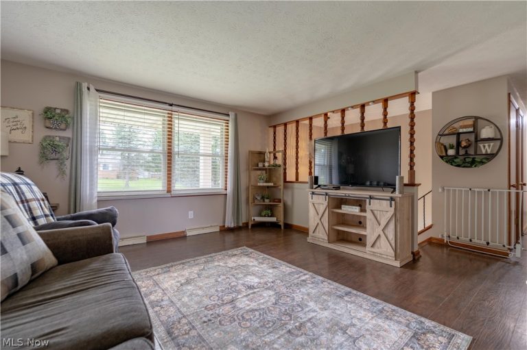 13700 Market Avenue, Hartville, OH - Photo 4