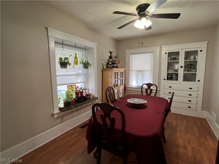 670 Thayer Street, Akron, OH - Photo 8