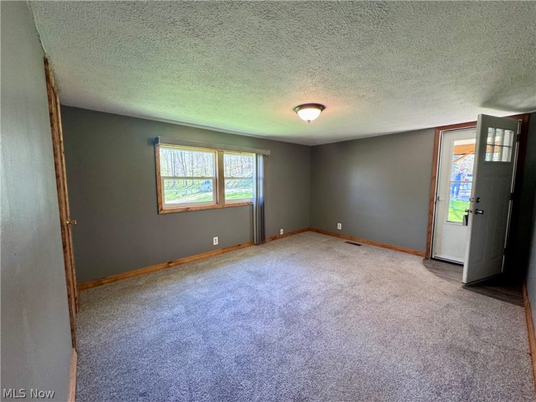 397 Elliott Road, Malta, OH - Photo 8