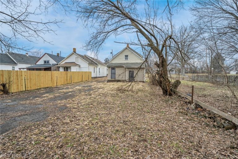 3667 61st Street, Cleveland, OH - Photo 5