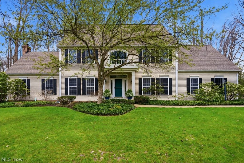 7730 Brayton Trail, Chagrin Falls, OH